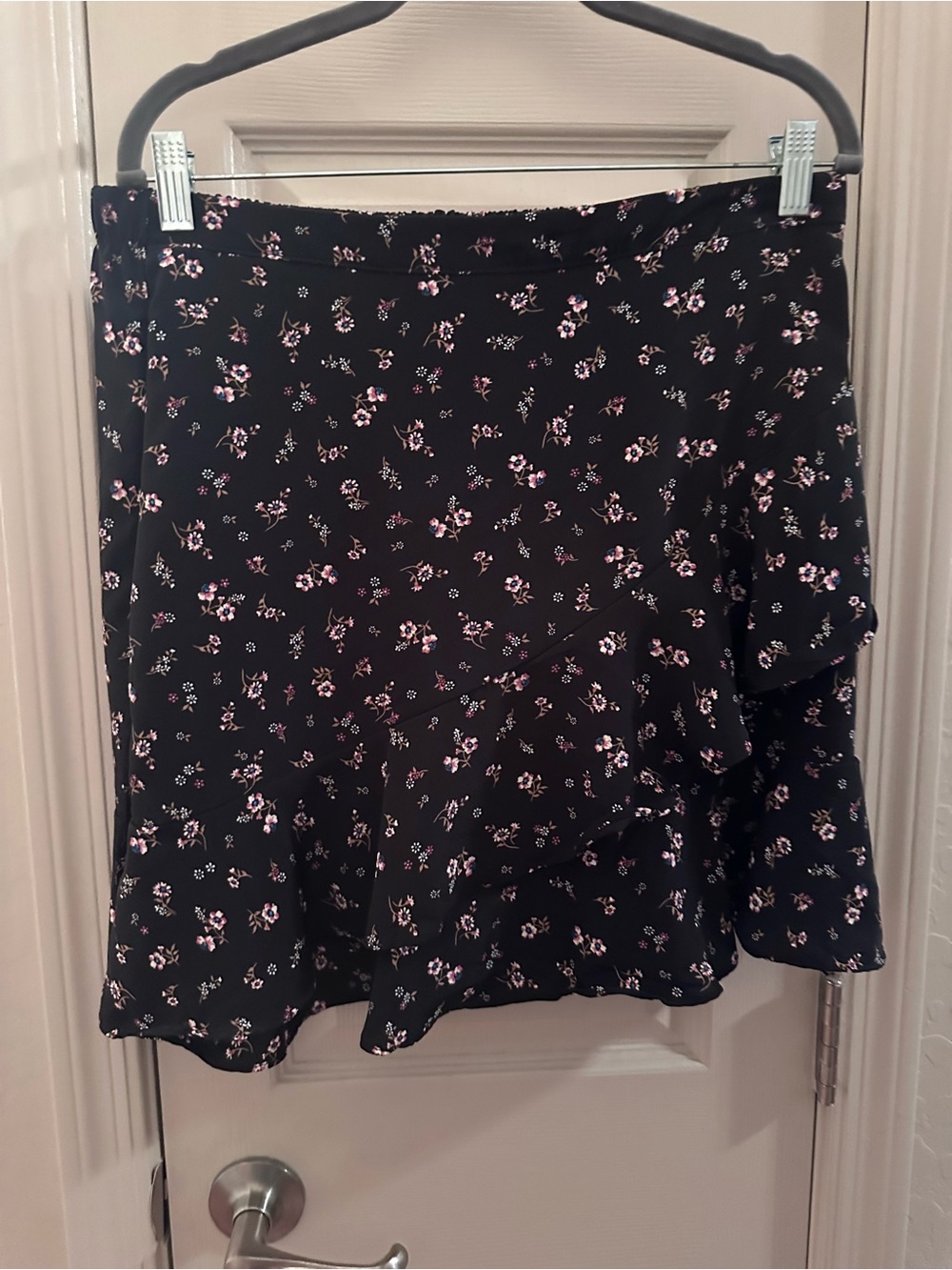 Floral Ruffled Skirt - Picture 2 of 4